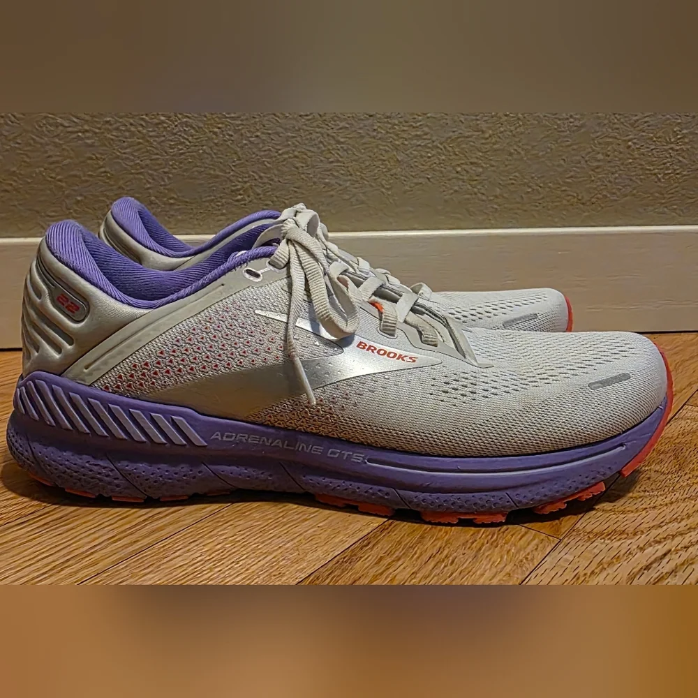 Brooks Women's 11 Adrenaline GTS 22 Running Shoes - Gray w Purple & Orange - Picture 5 of 10